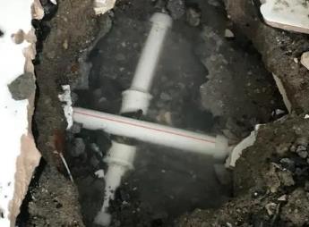海丰阳台漏水维修公司为您分享楼上楼下漏水怎么处理